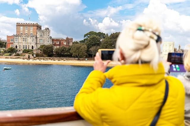 Festive Harbour Cruise with Mulled Wine and Mince Pies