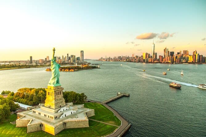 Best Statue of Liberty & Ellis Island NYC Tours
