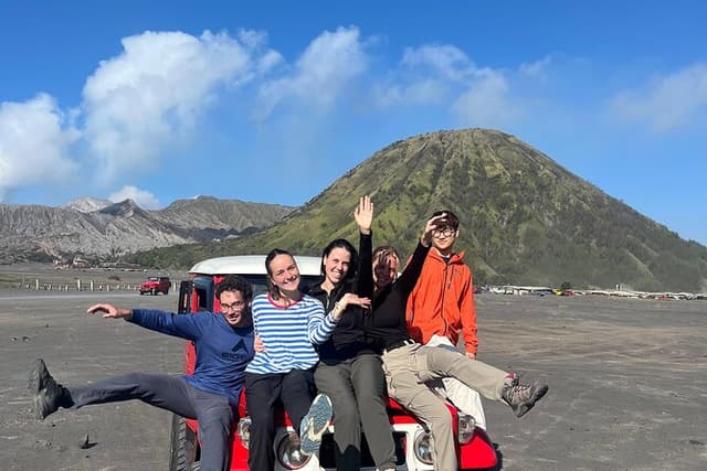 Bromo Sunrise Tour From Malang