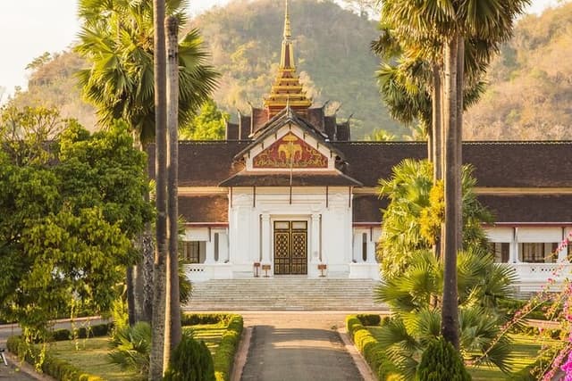 Best of Luang Prabang Shared Group City Tour