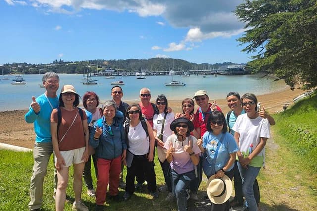 Bay of Islands - Mini Tour: (75-90mins)