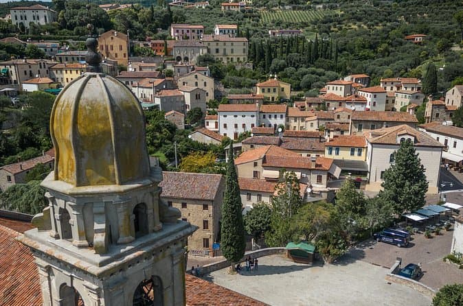 Arquà Petrarca Medieval Village Guide