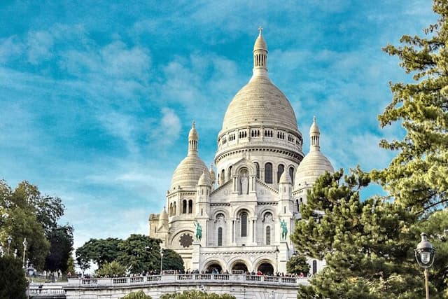 Paris Montmartre Free Walking Tour