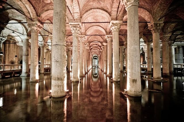 Istanbul's Hidden Gems Private Walking City Tour
