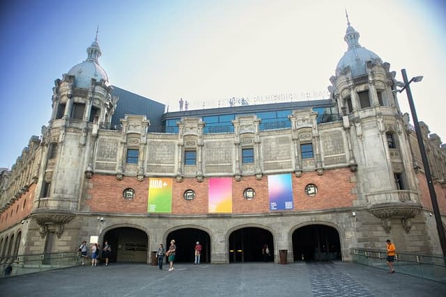Alhondiga Bilbao Group Tour
