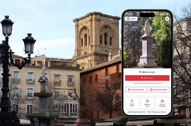 Central Granada's Architectural Highlights: A Self-Guided Tour