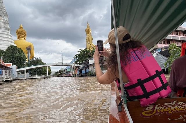 Bangkok Canals Hop On Hop Off Boat Tour