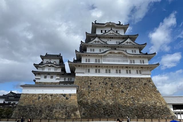 Private guided tour of Himeji Castle from Kyoto