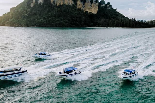 Krabi Early beat Maya Bay Phi Phi + 4 Islands by Speedboat