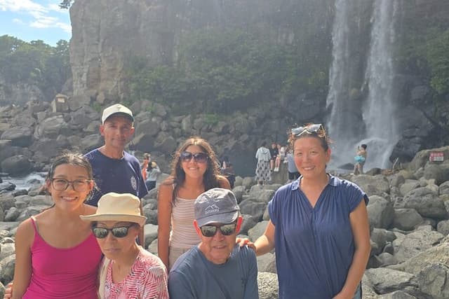Private Day tour South & West of Jeju island 