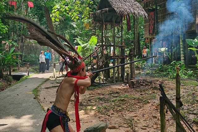 Mari Mari Cultural Village Tour with Transport, Guide and Lunch