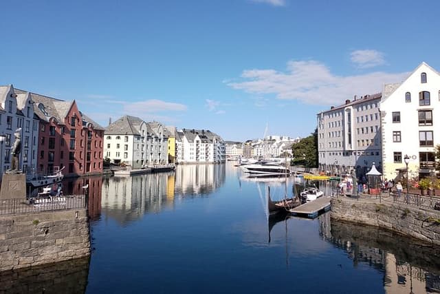 Alesund Walking Tour Art Nouveau and Postcard Views