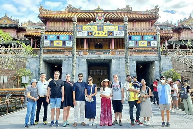 Danang/Hoi An to Hue Day Trip with English Speaking Driver