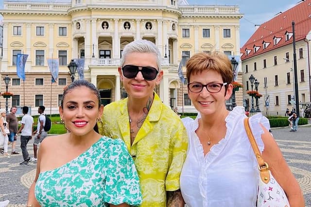 Vienna to Budapest and Bratislava Private Full Day Guided Tour