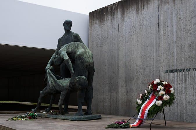 Compare Best Berlin Sachsenhausen Day Trips