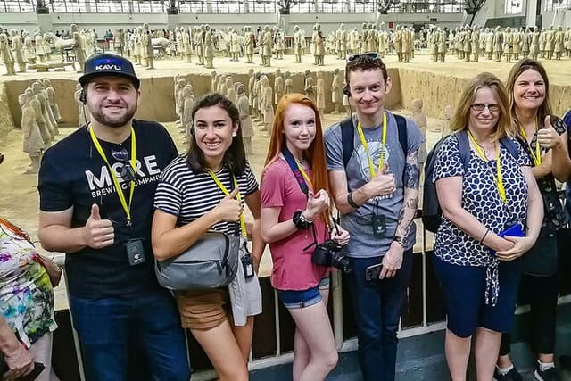 Half Day Mini Group Xi’an Tours to Terracotta Army with Lunch