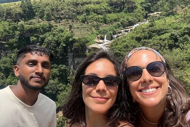 Nuwara Eliya Tea Plucking-Tasting Hidden Waterfalls Experience