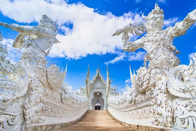Private Chiang Rai Temples & Golden Triangle Tour from Chiang Mai