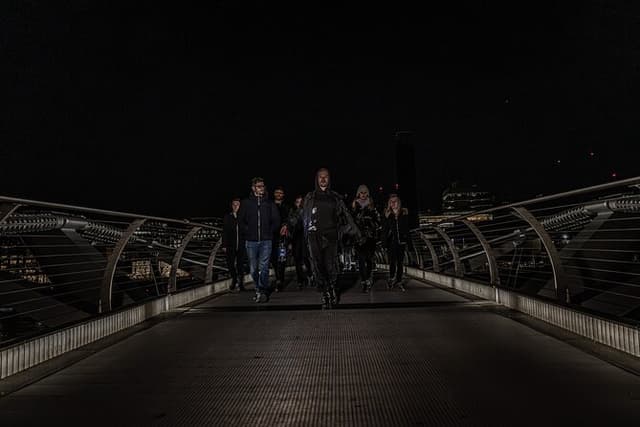 London Ghost Walking Tour: Dark History & Legends