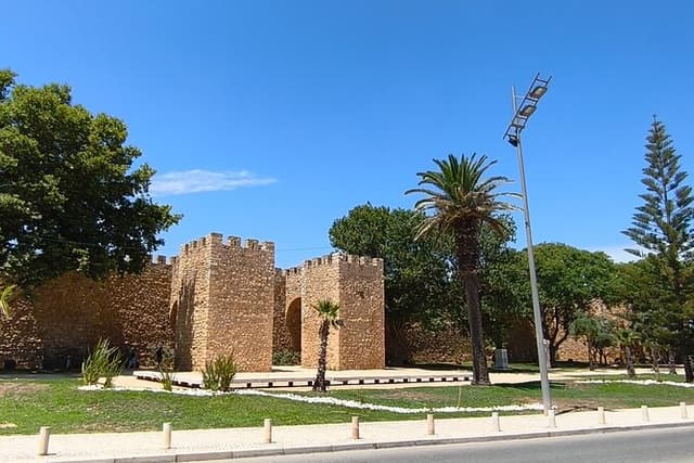 Enjoy The Private Tour to Silves Castle, Lagos & Ponta da Piedade