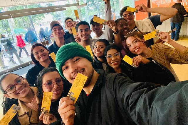 4 Guided Museum & City Tour with Coffee & Snack in Bogotá