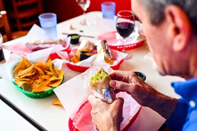 San Francisco: The Mission District Food Tour with 5 Local Dishes