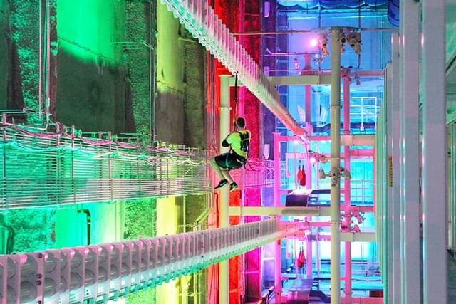New Haven - It Zip It Adventure Indoor Ropes Course