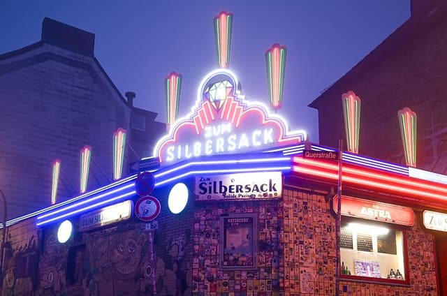 Hamburg Harbor and Red Light District in Small Groups