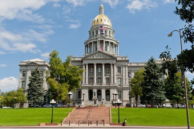 Denver Downtown Highlights Private Guided Walking Tour