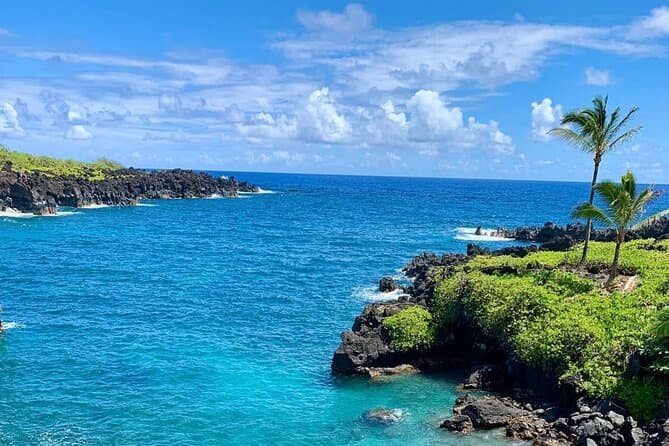 Compare Top Halfway to Hana Tours in Maui