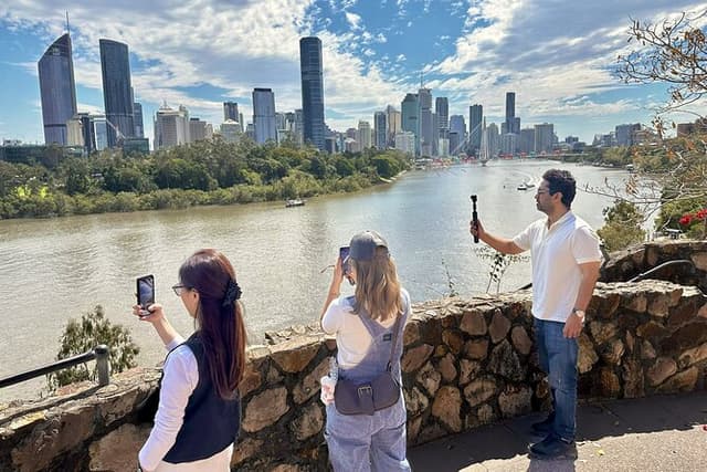 Boutique Brisbane City Tour: Scenic Locations & Morning Tea