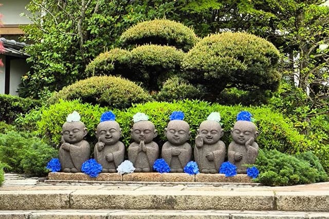 Kyoto Off The Beaten Path: Hidden Zen Garden & Magical Shrine