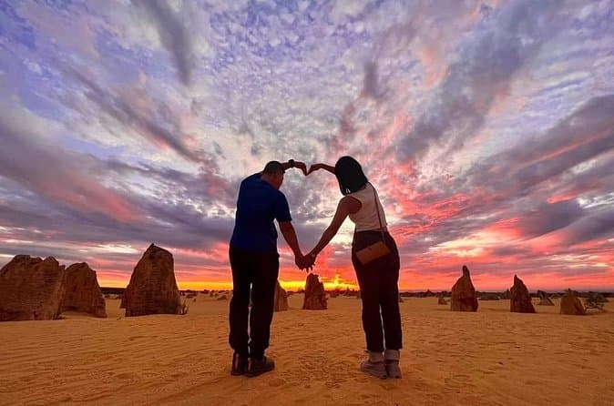 Best Pinnacles Sunset & Stargazing Tours in Perth