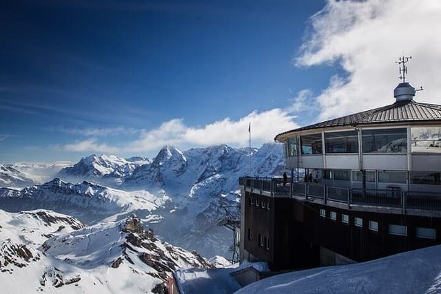 James Bond’s Schilthorn & Mürren Tour | From Lucerne