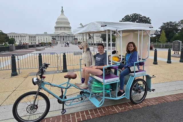 Private Pedicab Tour of DC Monuments and Memorials