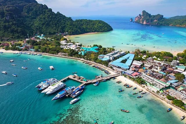 One Way Phi Phi Island Cruise with Normal Seats to/from Phuket 