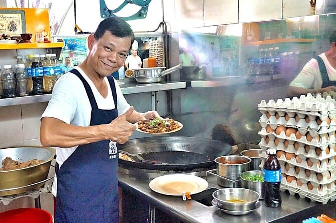 Authentic Singapore Street Food & Hawker Culture Tour