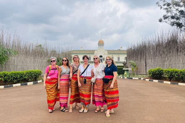 Full-Day Kampala City Highlights Tour, Lunch & private Transfers