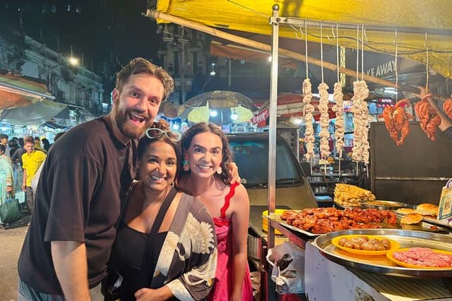 Mumbai Street Food and Local Market Tour