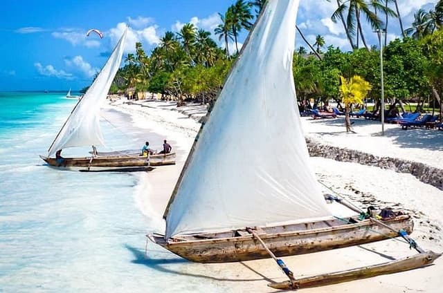 Zanzibar Evening Ngalawa Sailing Tour at Paje and Jambiani Beach