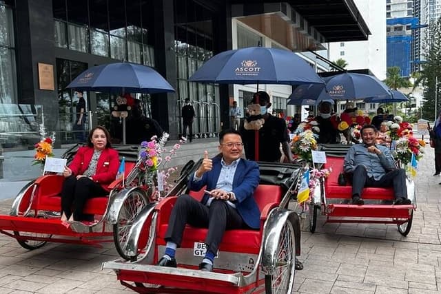 Penang Half-day City Tour with Trishaw Ride & Upside Down Museum