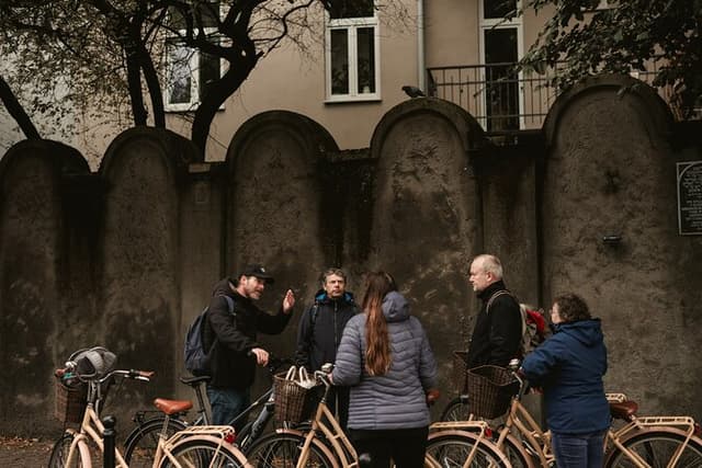 Discover Kraków by Bike with a Dutch guide