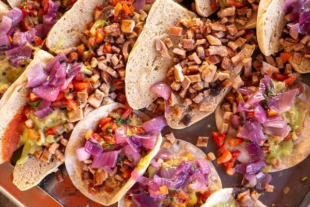 Valladolid Food Tour: Eat Like a Local with a Chef & Food Experts