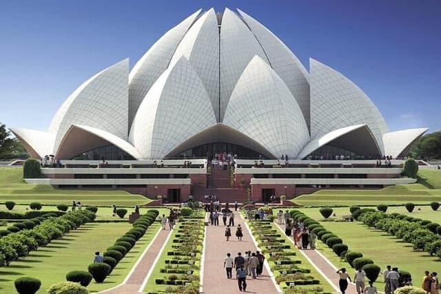 Delhi: City Sightseeing Private tour Half or Full-Day Option