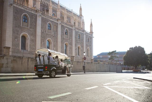 Private Eco Tuk Tuk Express Tour with Local Guide