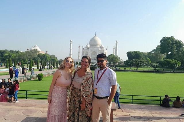 From Delhi Taj Mahal Agra Full Day Private Tour
