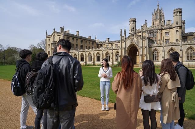 Cambridge University Student Walking Tour | Kings College Option