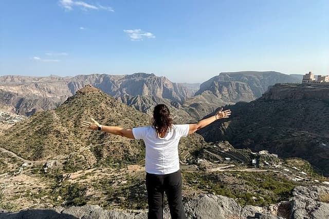 Nizwa Heritage and Jebel Akhdar Adventure Private Full Day Trip