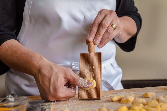 Compare Top Dumpling Classes in Grand Rapids