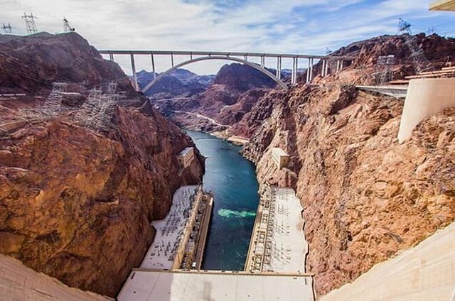 Private Hoover Dam In-Depth, Power Plant, and Lunch
